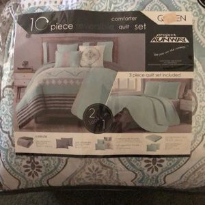 Queen size comforter set
